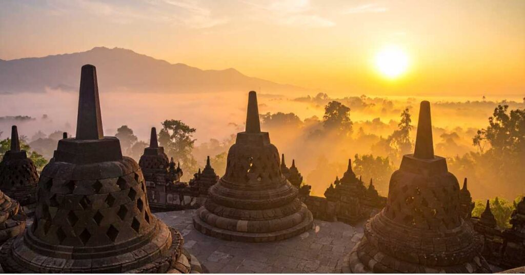 temple etiquette in Bali